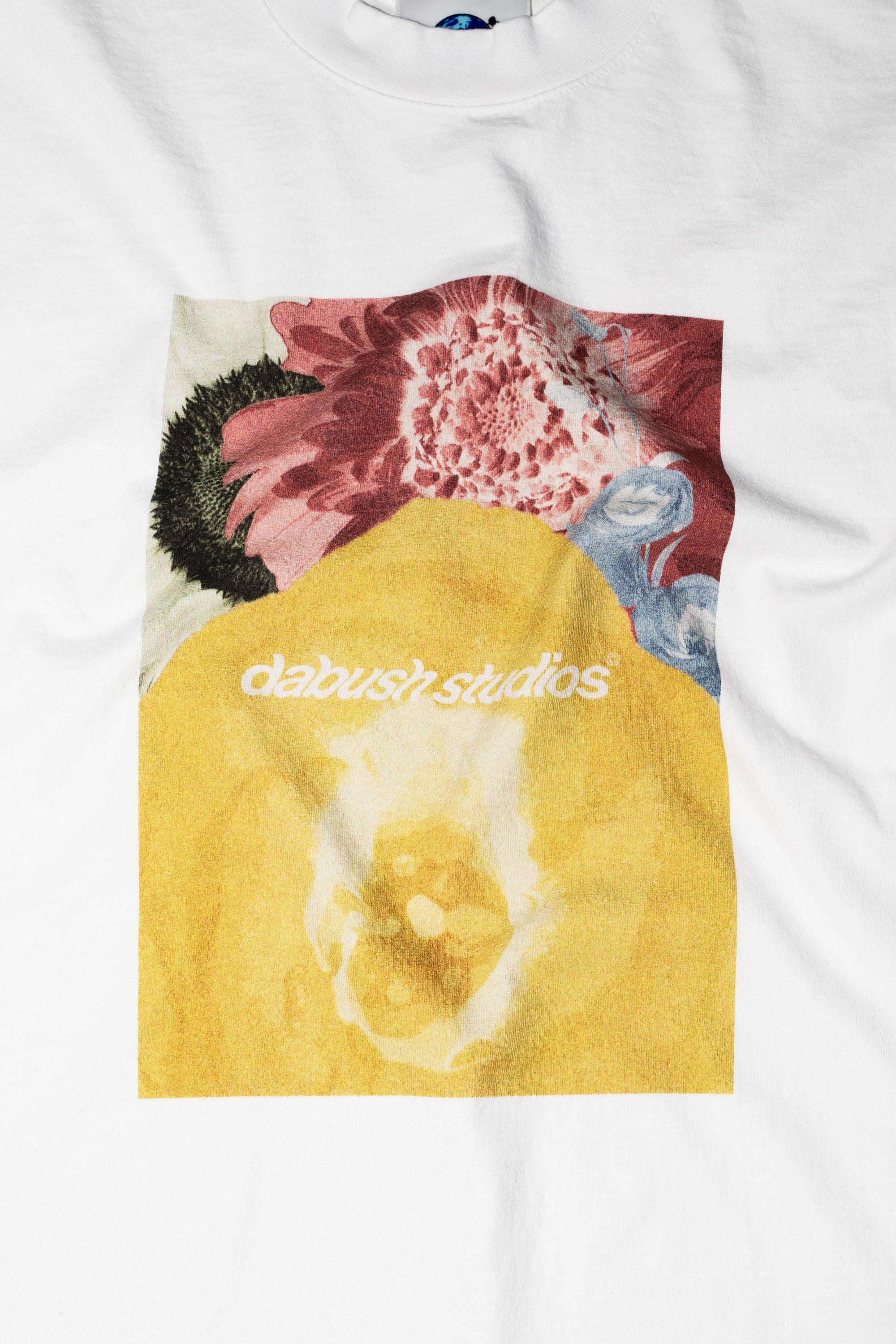 DABUSH T-SHIRTS. 100% Cotton, oversized tee with Back and front print. Made in Tel aviv. Shop and view the latest Drops from the official DABUSH website. Worldwide Shipping. DABUSH is a publishing house, design studio and a brand based in Tel Aviv, Israel.