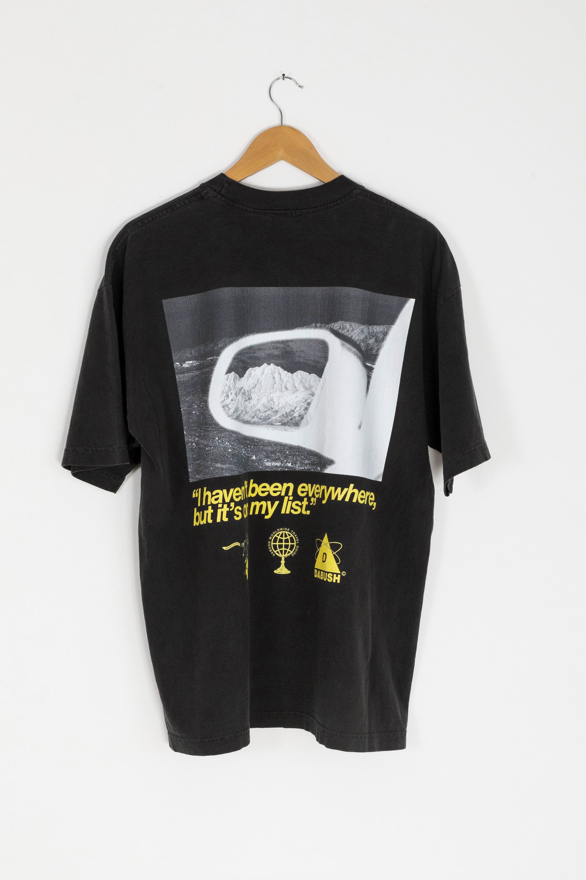 TRAVEL GUIDE T-SHIRT BLACK