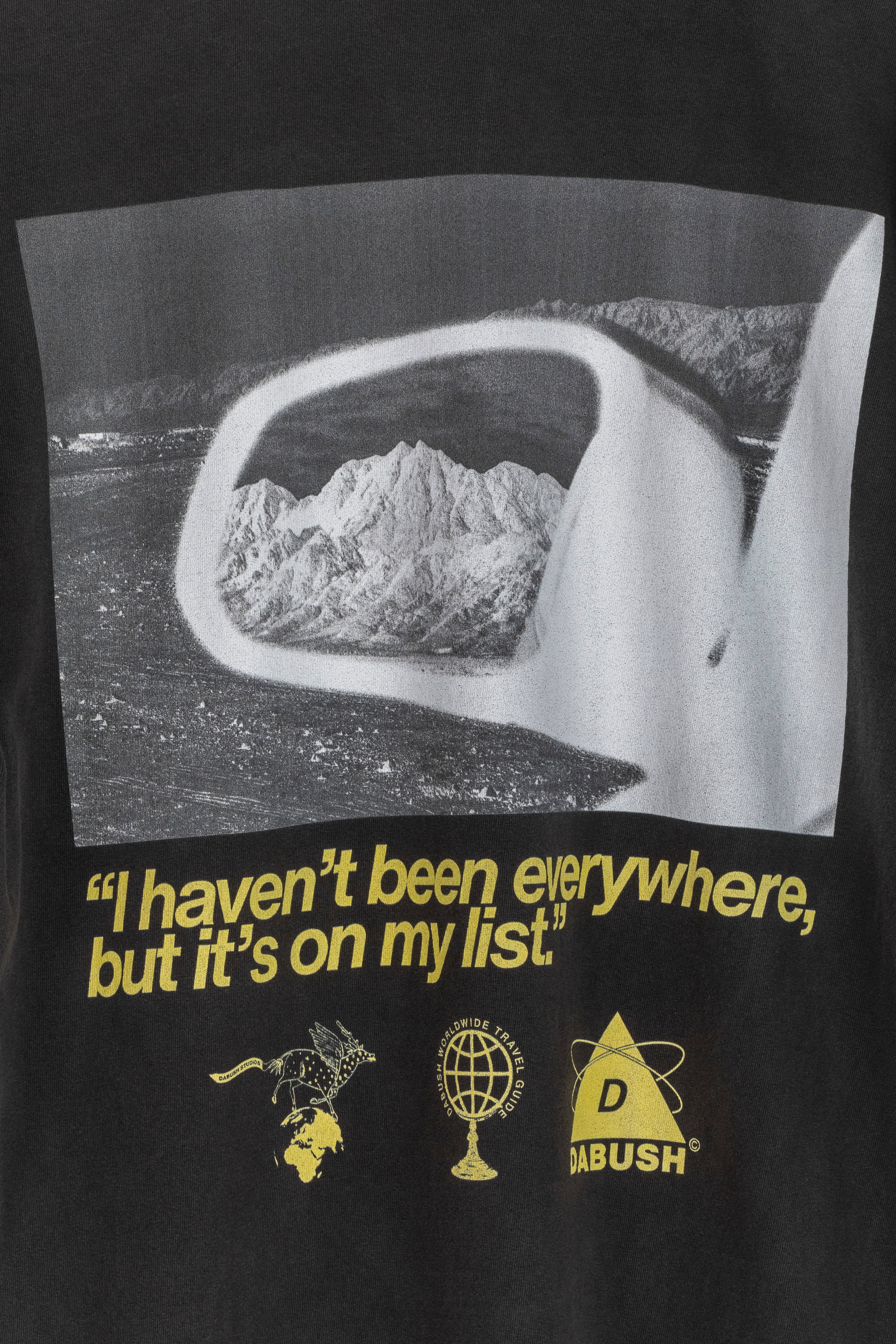 TRAVEL GUIDE T-SHIRT WASHED BLACK