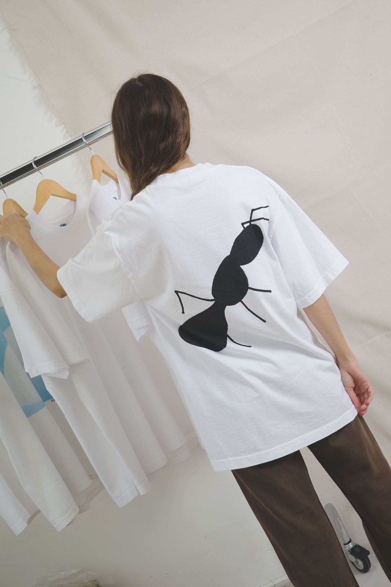DABUSH PROTECTION T-SHIRT. 100% Cotton, oversized tee with Back and front print. Made in Tel aviv. Shop and view the latest Drops from the official DABUSH website. Worldwide Shipping. DABUSH is a publishing house, design studio and a brand based in Tel Aviv, Israel.