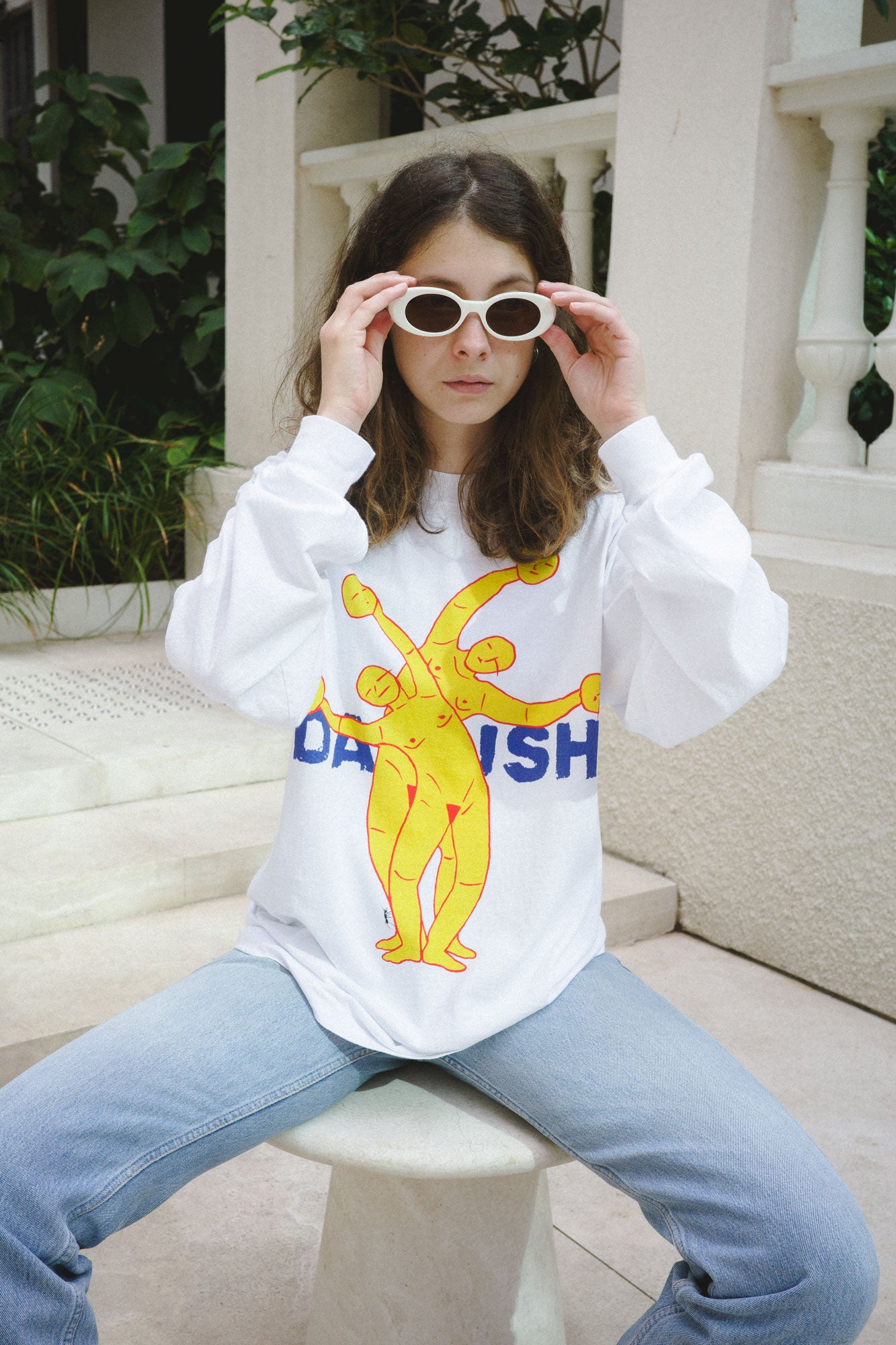 DABUSH SYNERGY LONG SLEEVE T-SHIRT. TEAMWORK MAKES THE DREAM WORK. 100% Cotton, oversized long sleeves tee with huge front and back print. Made in Tel aviv. Shop and view the latest Drops from the official DABUSH website. Worldwide Shipping.