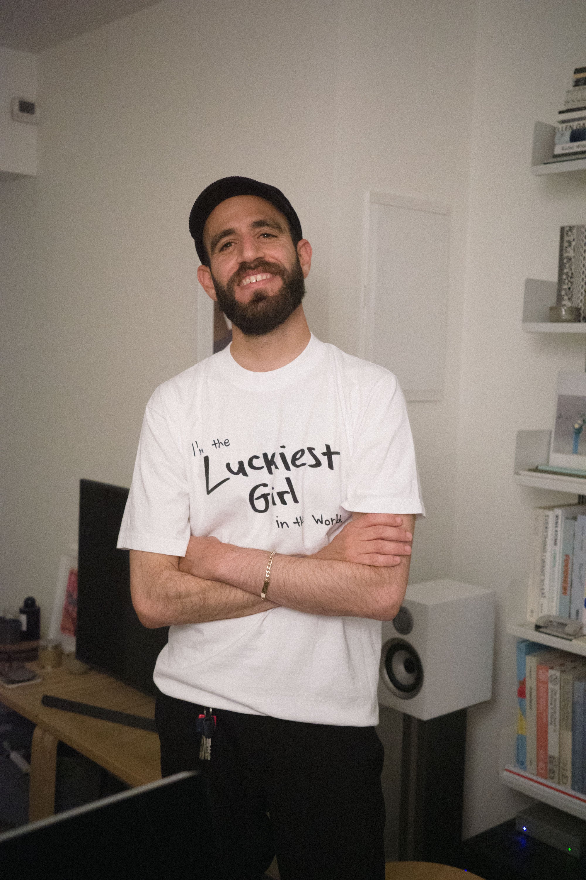 DABUSH LUCKY GIRL T-SHIRT. 100% Cotton, oversized tee with Back and front print. Made in Tel aviv. Shop and view the latest Drops from the official DABUSH website. Worldwide Shipping. DABUSH is a publishing house, design studio and a brand based in Tel Aviv, Israel.